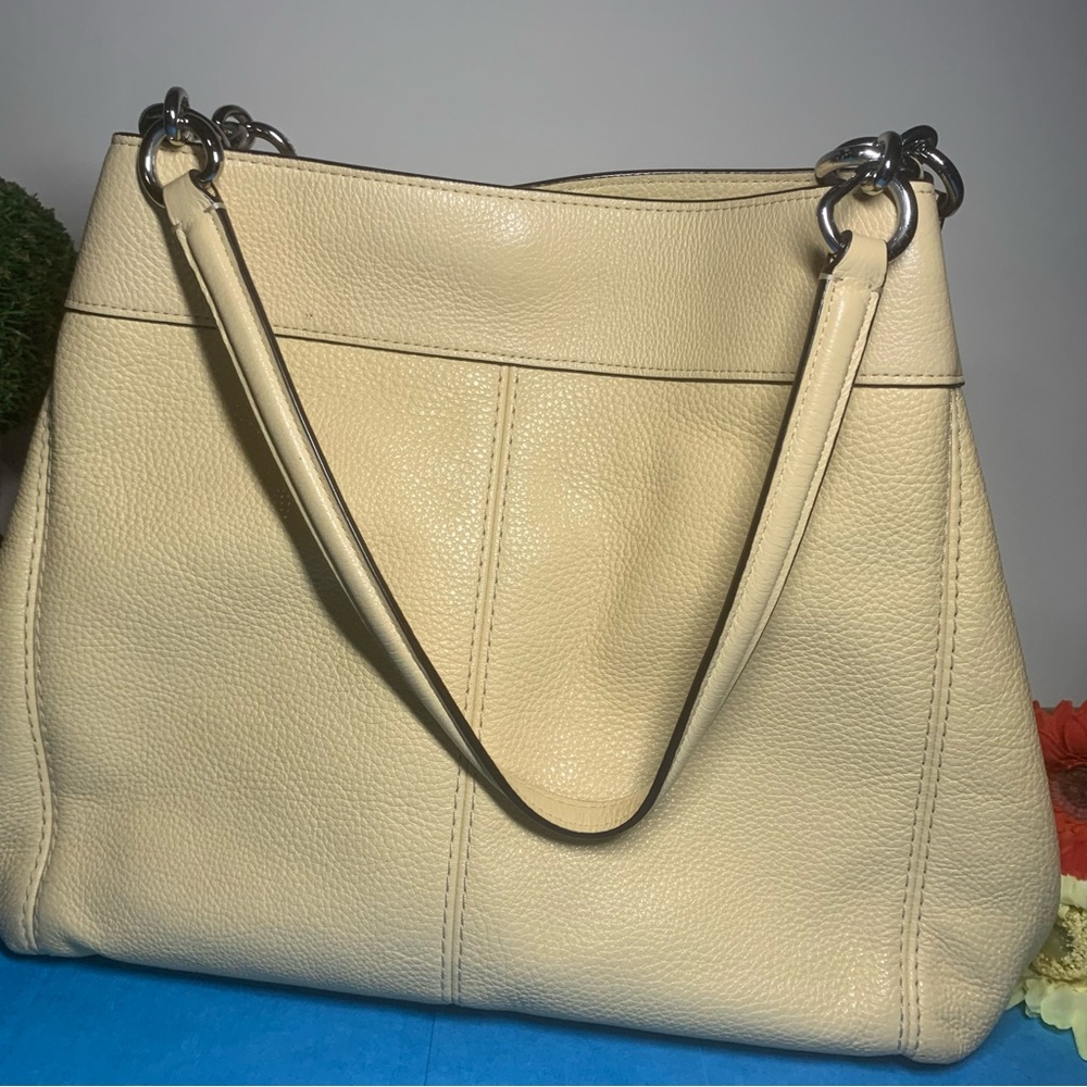 Coach Yellow Leather Shoulder Bag - Picture 4 of 17